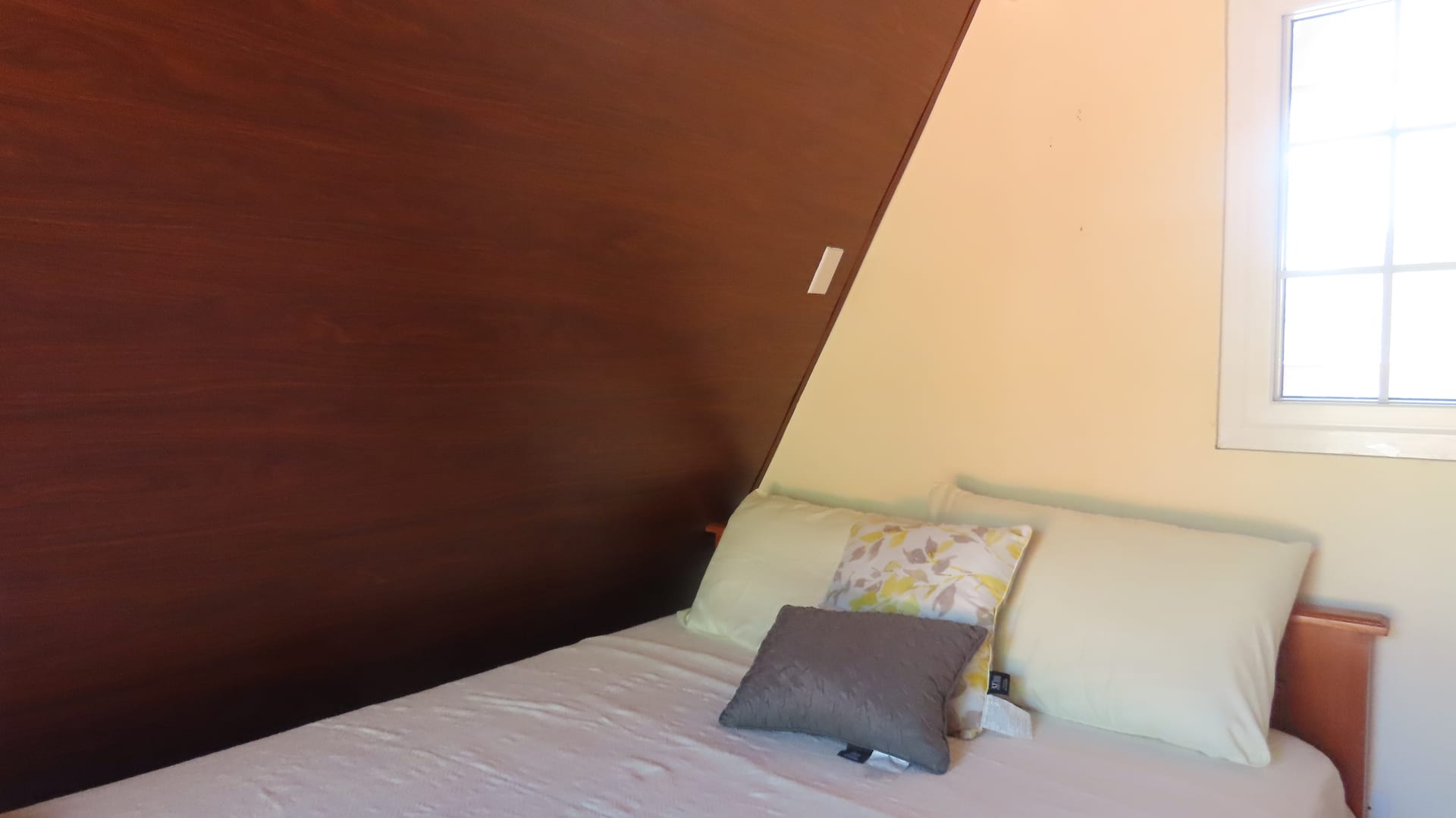 Dormitorio superior de cabana